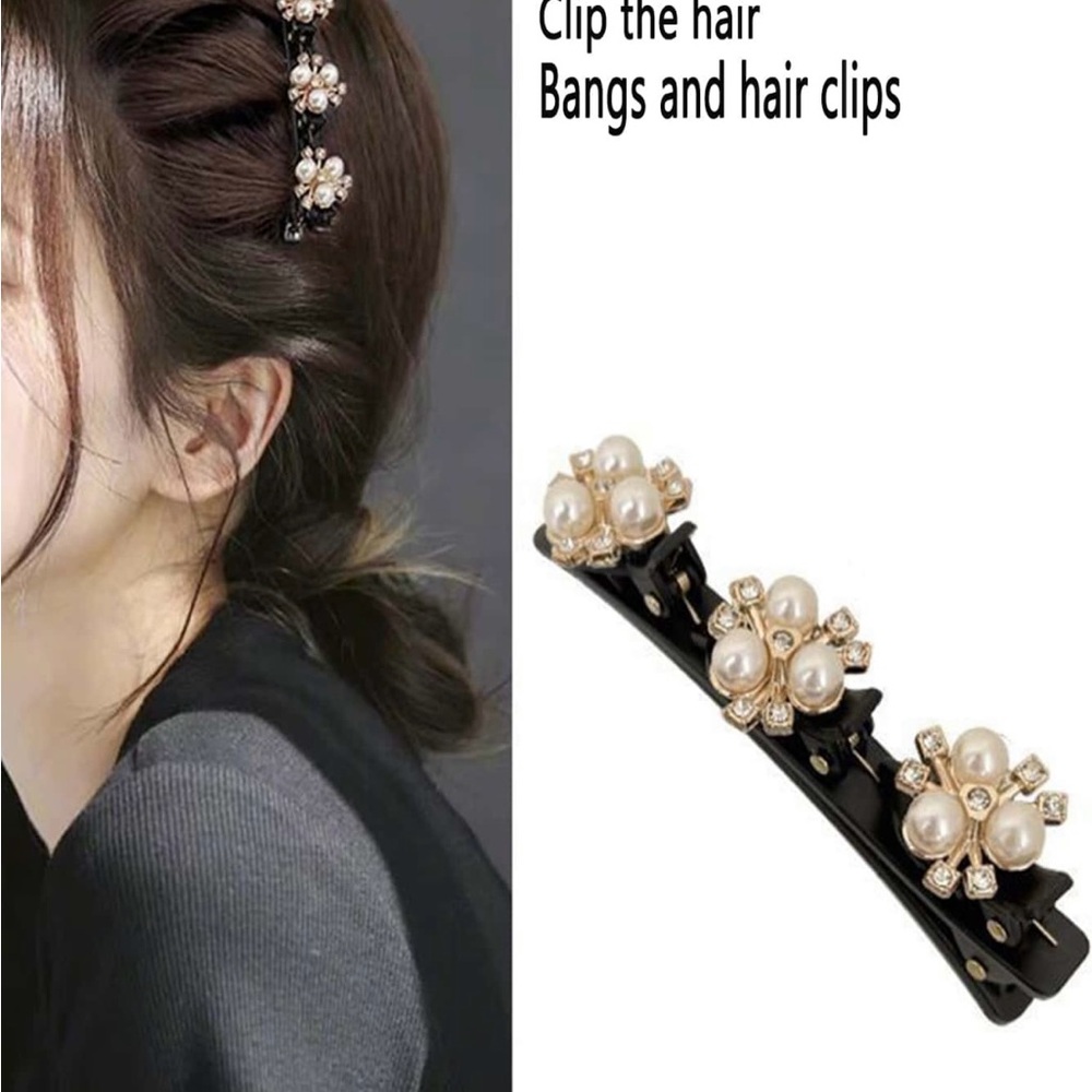 SHEIN Black and White Floral Hair Clips